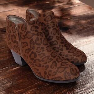 NEW Style & Co. Animal Print Boots Size 8.5 Ankle Black Brown Vegan Faux Leather